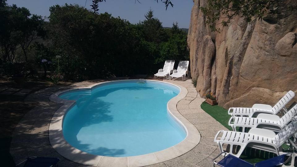 B&B Rena Majore - Piscina E Aria Condizionata מראה חיצוני תמונה